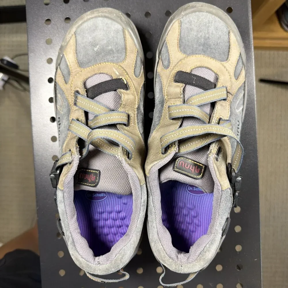 Ahnu Montara II Shoes Low Hiking Waterproof Vibram Women’s Size 10 EUC